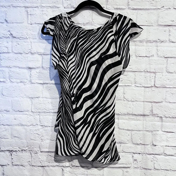 Worthington Zebra Print Fringe Short Sleeve Shirt Flowy Black White Medium - Picture 2 of 11